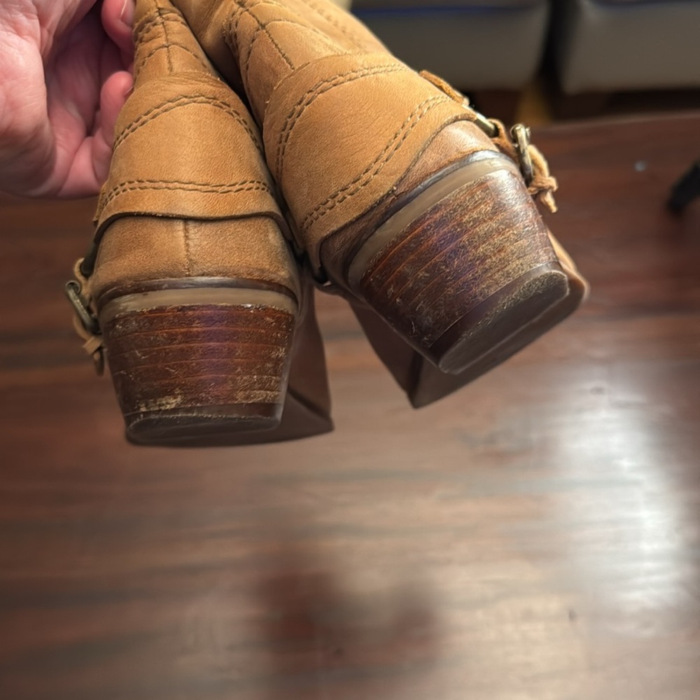 Zodiac Omni brown leather heeled boots size 9.5 - Picture 5 of 5